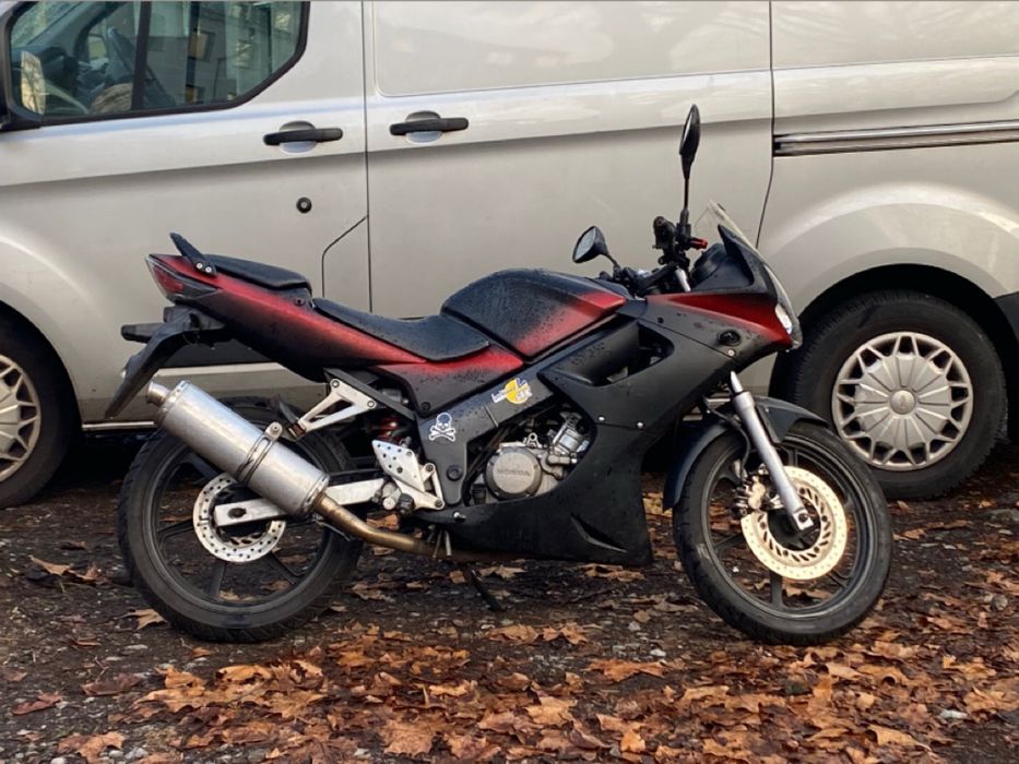 Honda CBR 125 de vanzare sau schimb cu cross acte in regula