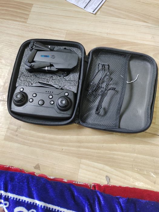 Продам дрон новый