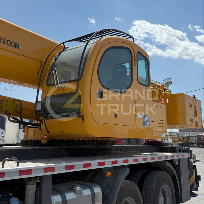 Avtokran XCMG 50 tonna