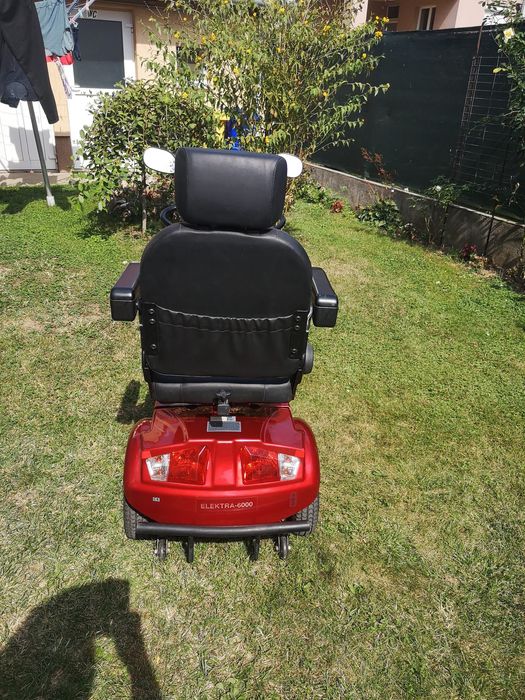 Carucior electric pt persoane cu dizabilitati. Elektra 7000,