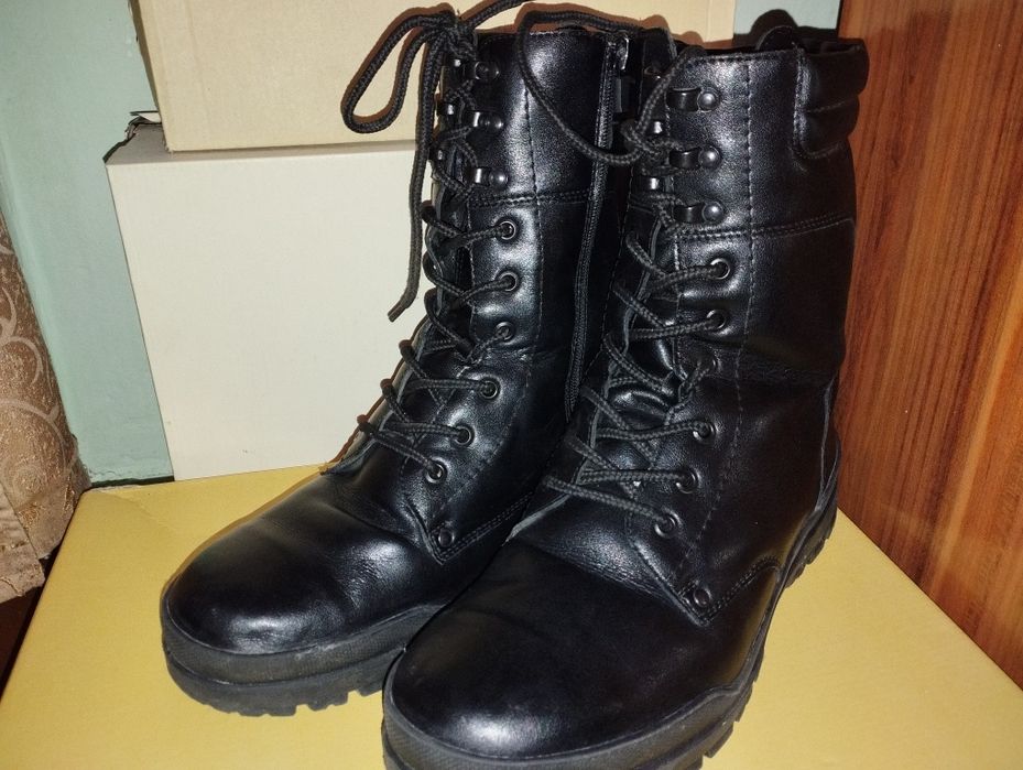 Юничел берцы унисекс 41-42 размер