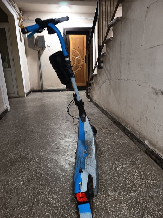 Trotineta electrica Ninebot Kickscooter E2 -stare foarte buna