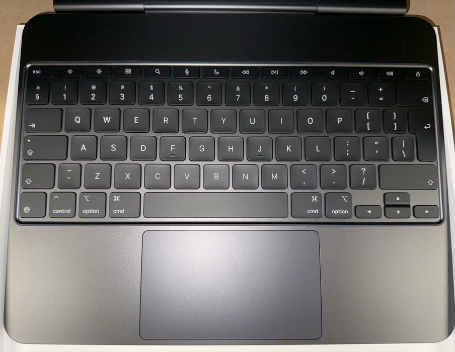 Husa Apple Magic Keyboard Ipad Pro 13 M4/M5