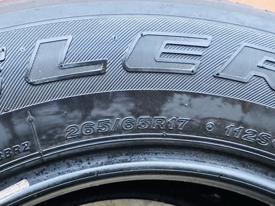 Покрышка на хайлюкс