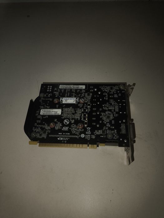 Видеокарта GTX 1050 ti