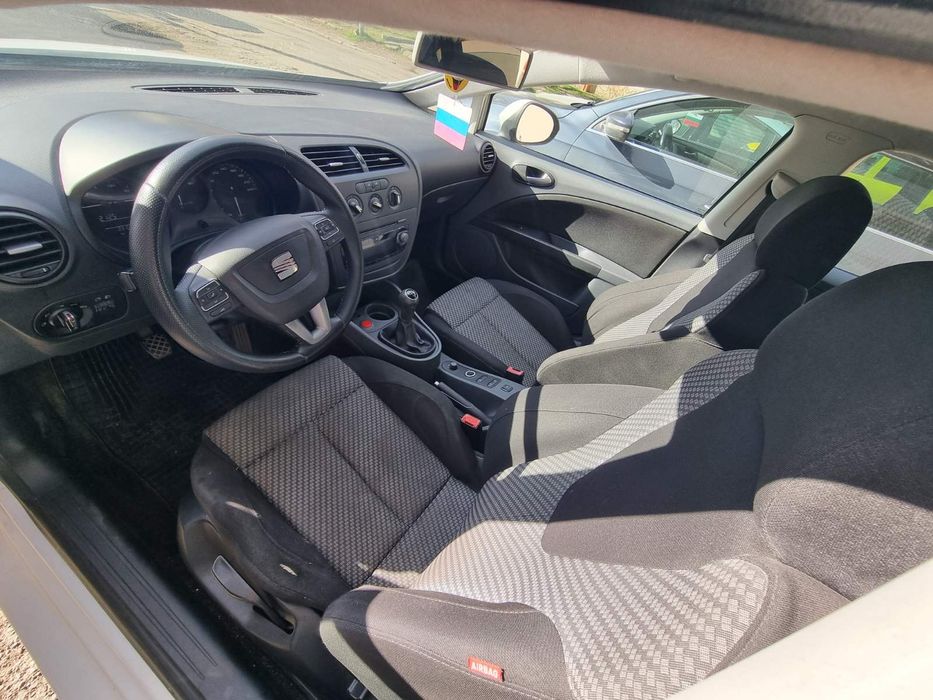 Seat Leon 2009 година