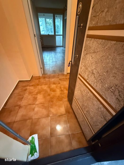 Garsoniera Lizeanu, 30 mp, nou renovata, Metrou Obor