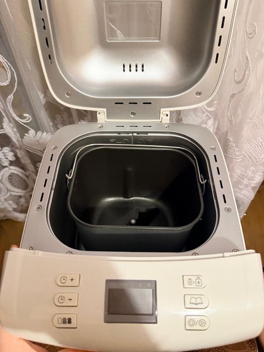 Masina de făcut pâine Philips HD9016/30, 1 Kg, 12 programe