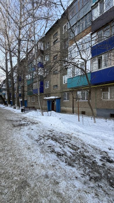 Продается 4-х комн.кв Магазин Урал