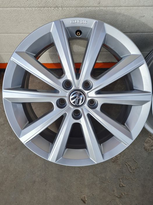 Оригинални джанти за ФОЛКСВАГЕН VW AUDI SEAT SKODA R16 5x100 ET45 6J