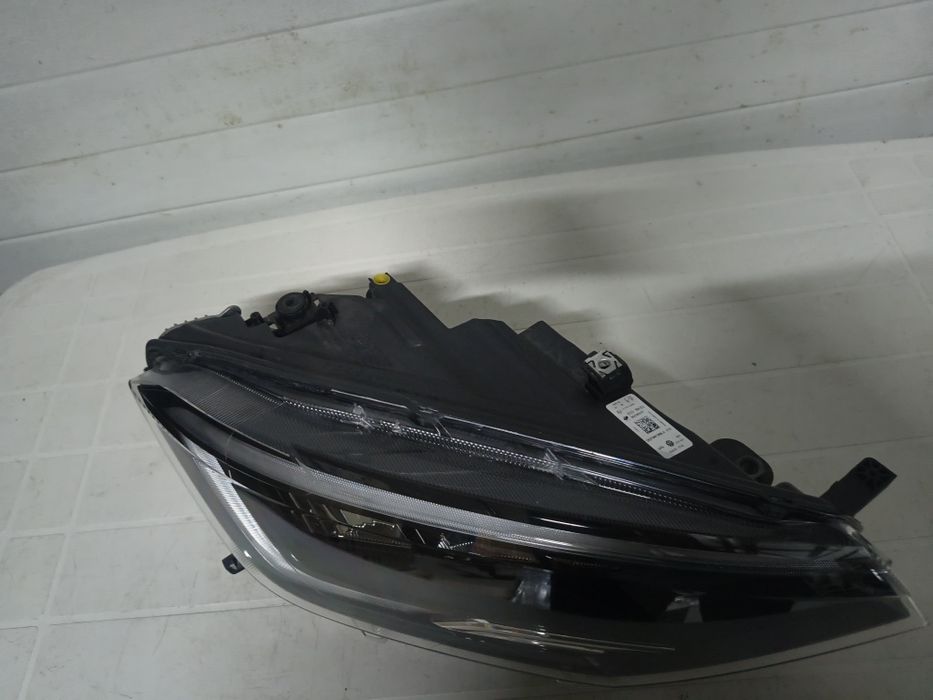 Far dreapta Volkswagen Taigo cod 2G7941006A