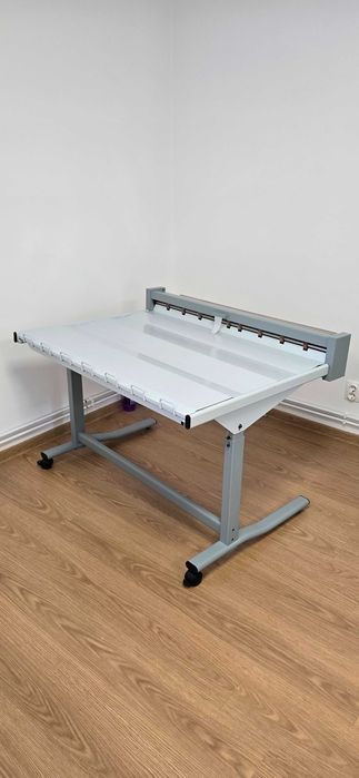 Masa livrare planse plotter OCE