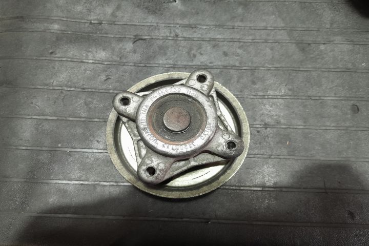 Fulie vibrochen 31258133 31258133 Volvo V70 a 3-a generatie