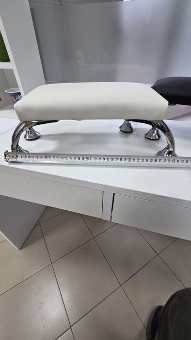 Поставка за ръце