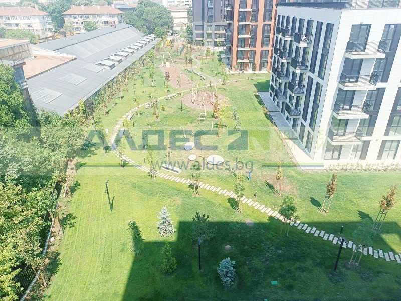 Продава се Тристаен апартамент в София, Лагера - 150 кв.м за 2600 €/кв.м - Снимка #9