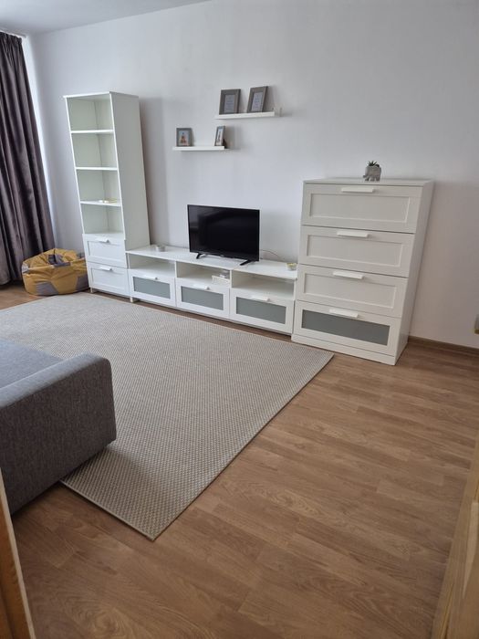 Inchiriez apartament cu 2 camere, piata Berceni