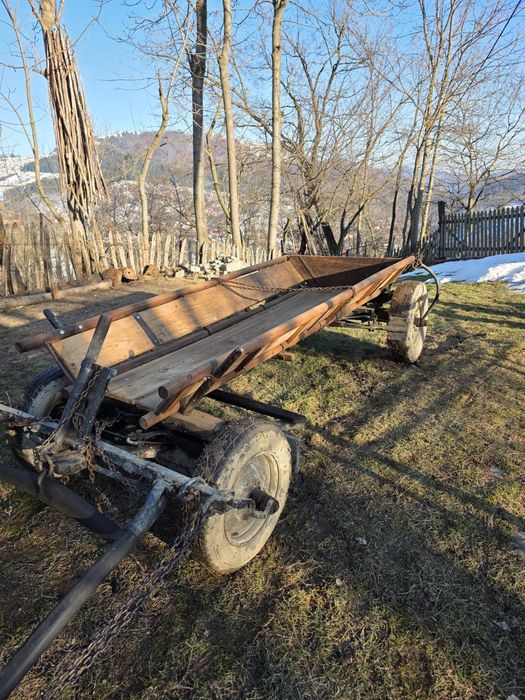 Căruță de vânzare