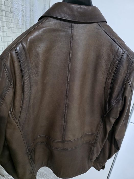 Продам натуральный кожаный куртку