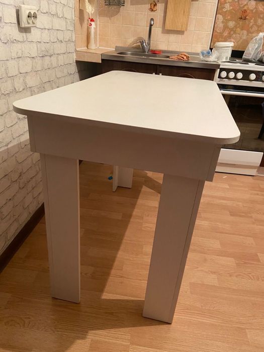 Продам стол (самодельный)