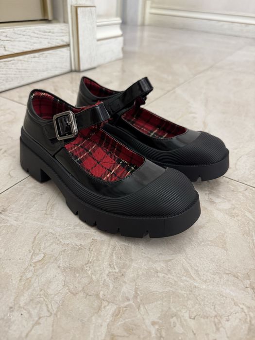 Туфли на девочку