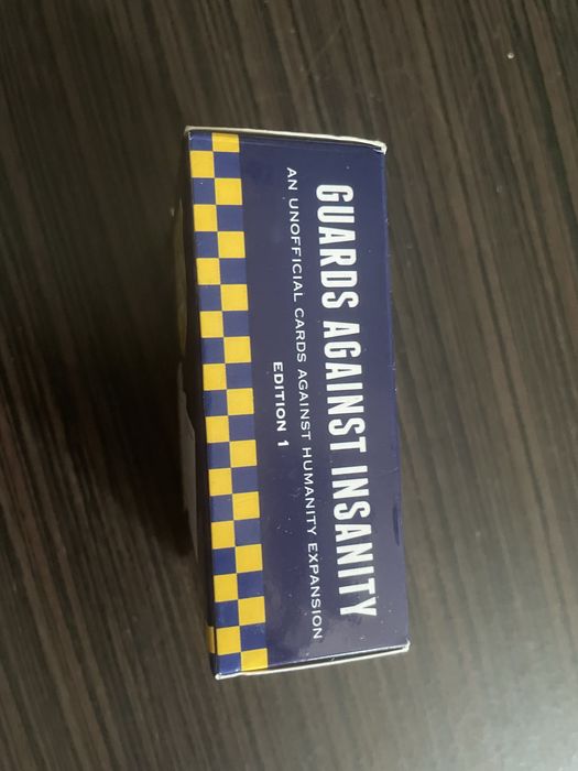 Joc carti Guards against insanity