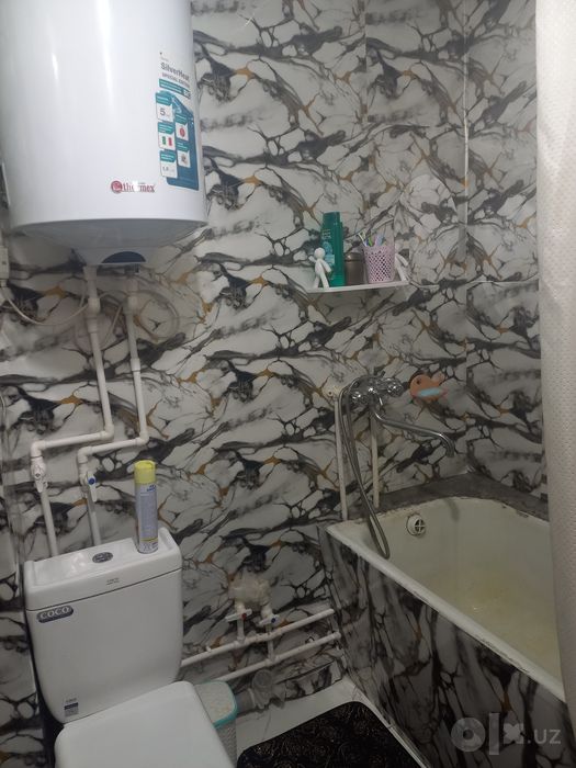 Chirchiq 2xona sotiladi 3etaj  1mk (oktabr)