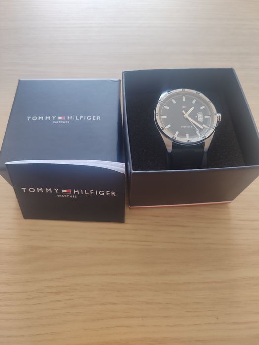 Ръчен часовник водоустойчив