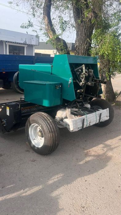 Пресс-подборщик тюковый LOVOL 9YF-2.2