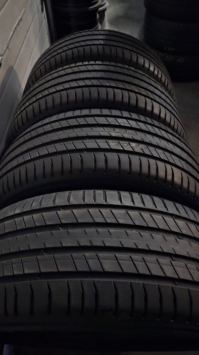 205/55/16 225/45/17 195/65/15 215/45/17 245/45/17 205/60/16 225/40/18