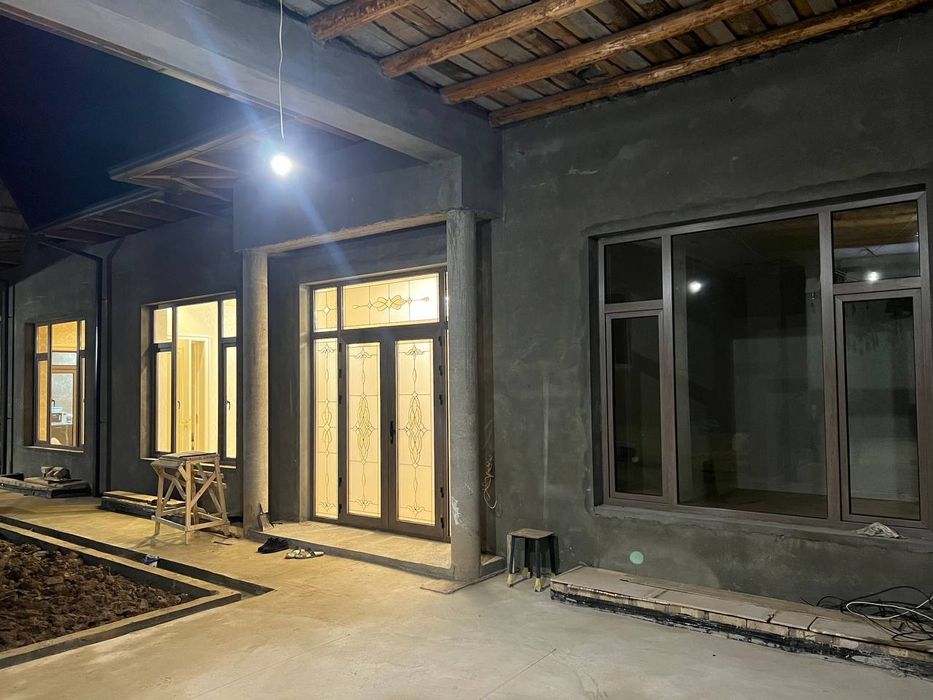 Akfa eshik va romlar.