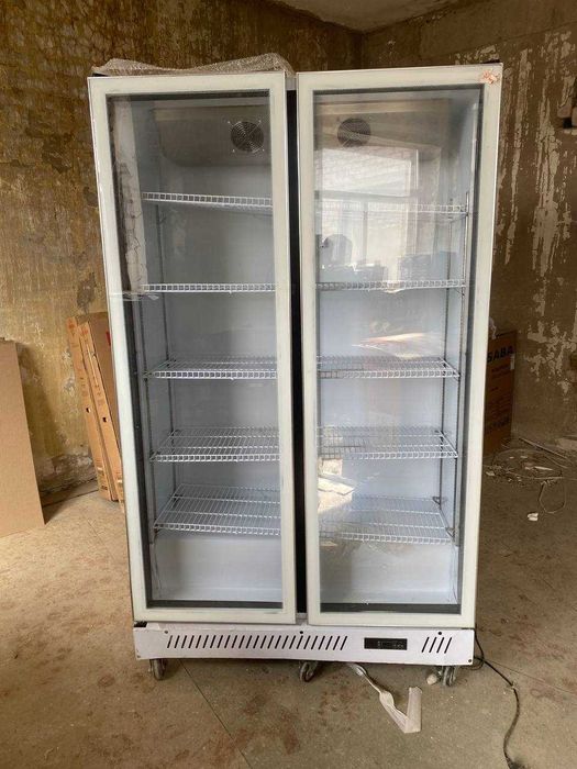 витринный холодильник