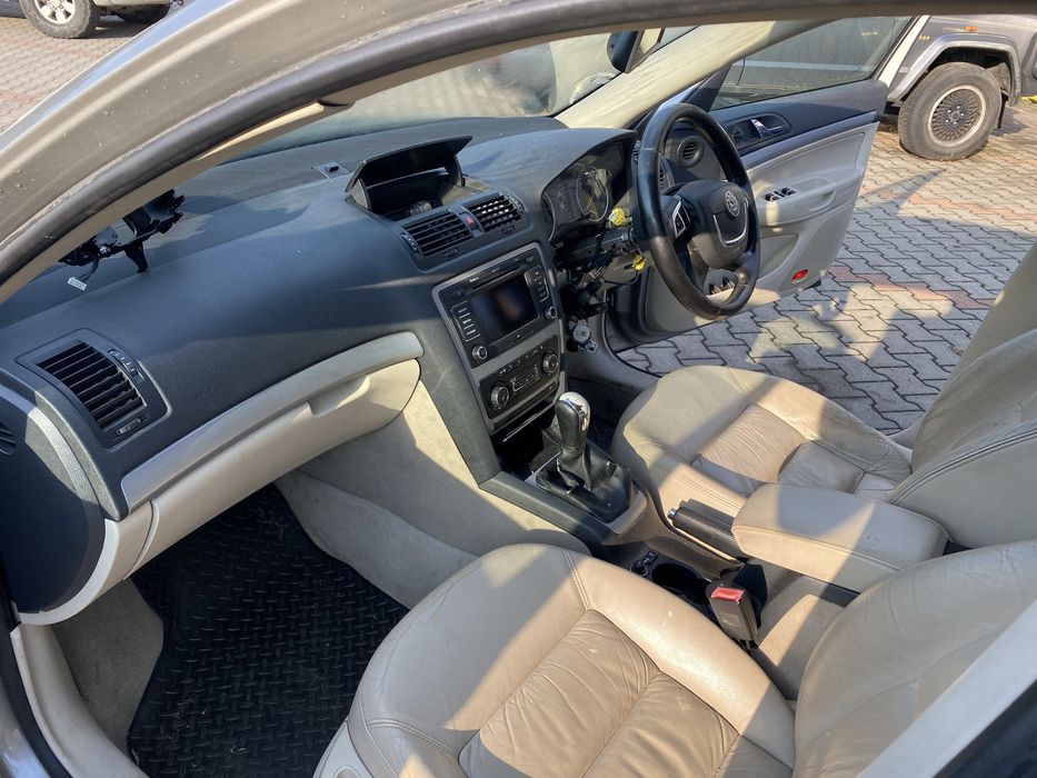Dezmembrez Skoda Octavia 1.6 tdi CAYC