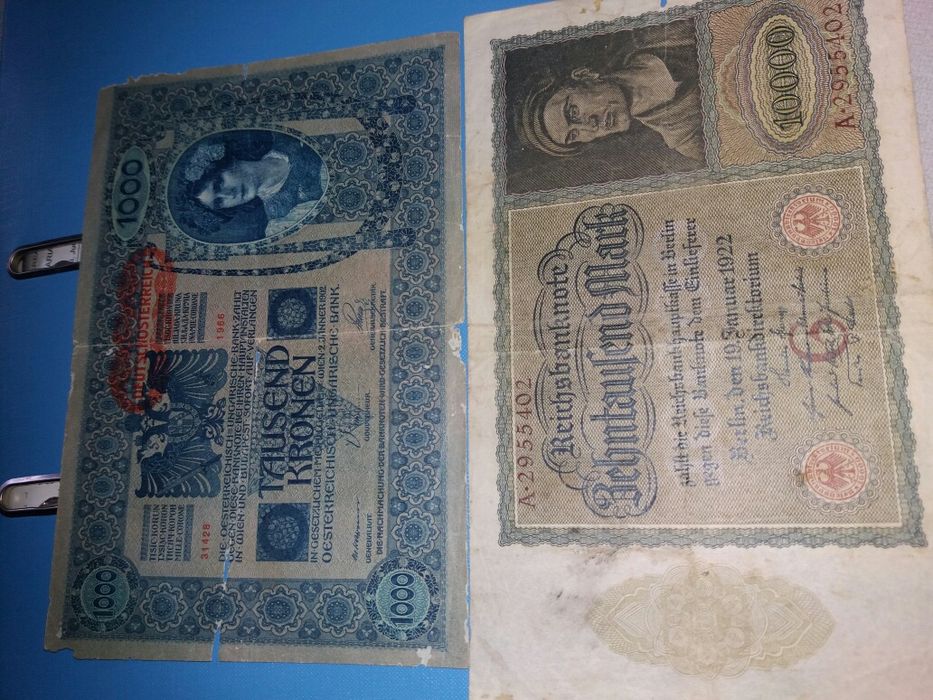 Vând trei bacnote/schimb