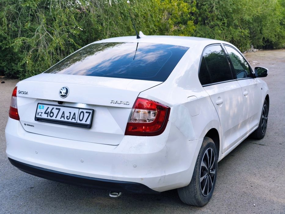 Продам Skoda Rapid на автомате