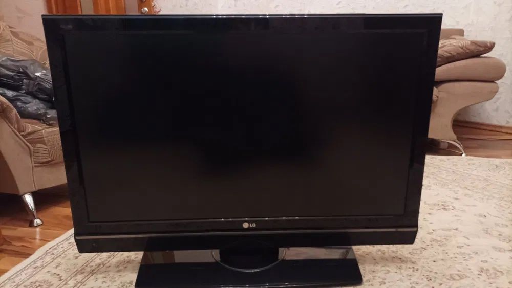 Телевизор LG 42LF65
