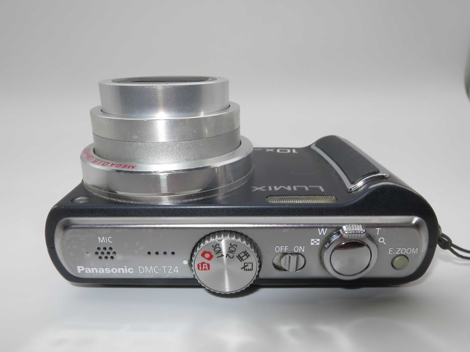 Panasonic Lumix TZ4 компактен цифров фотоапарат с голям Leica 10х оптичен зум, дигитална камера в отлично състояние, работи перфектно