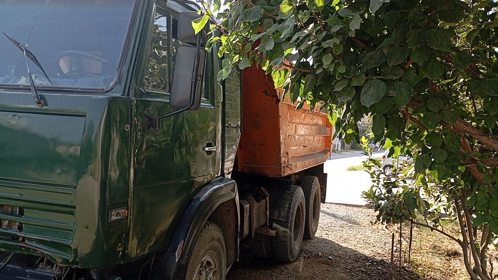 Камаз сотилади ишлаб турибди