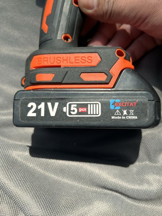 Cheie de impact 1/2′′ si 1/4′′, JUEMEL  21V