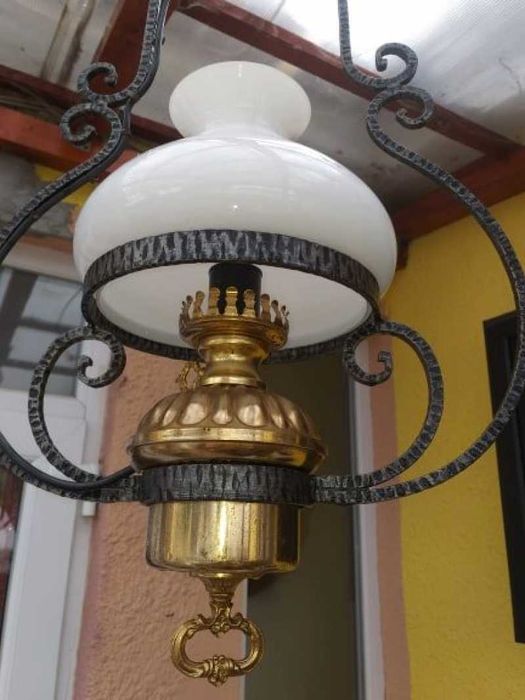 Candelabru din fier forjat