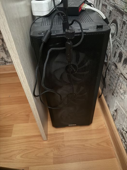 продаю игровой комп ОЧЕНЬ СРОЧНО!!!