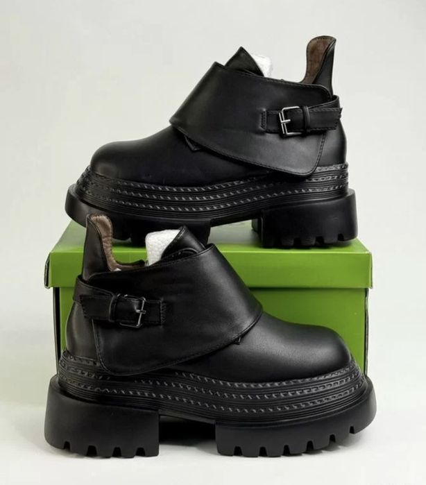 Ботинки зимние новые