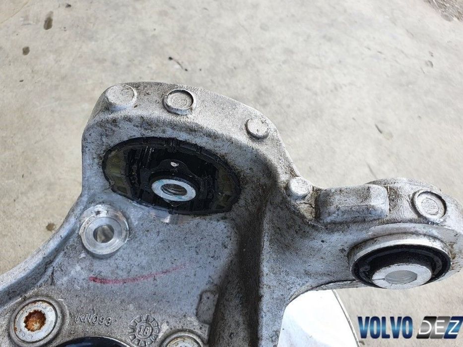 Fuzeta spate stanga VOLVO XC90 2015+ XC60 2018+ 31658319