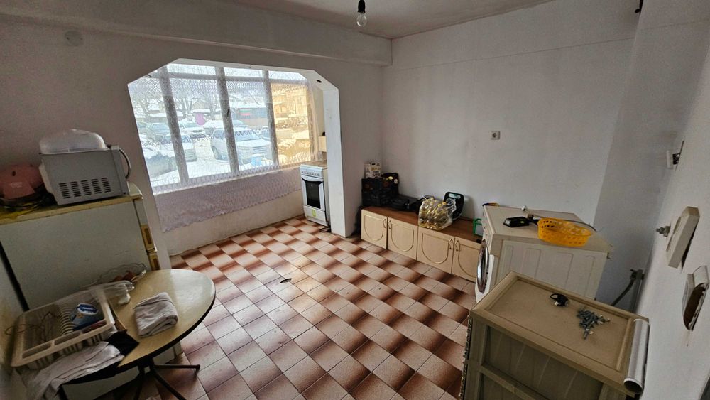 Дава се под наем Тристаен апартамент в Разград, Абритус - 80 кв.м за 298.86 € - Снимка #5