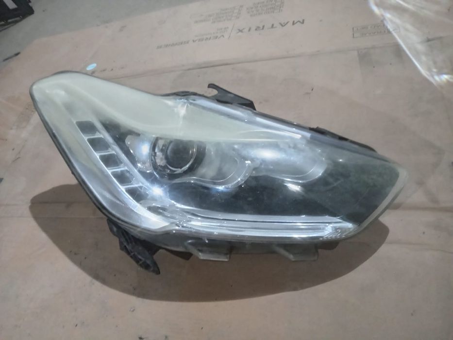 Far faruri Citroen DS 5 bixenon adptive cod 9802087280-00