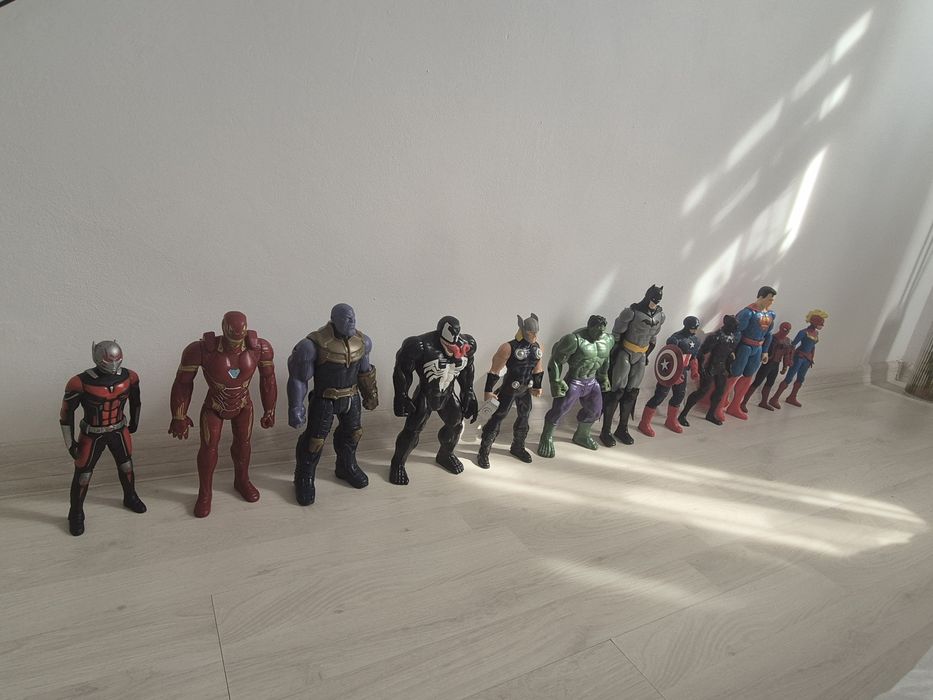 Jucarii  Marvel 12 figurine
