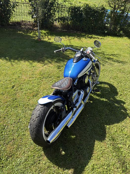 Yamaha dragstar bobber