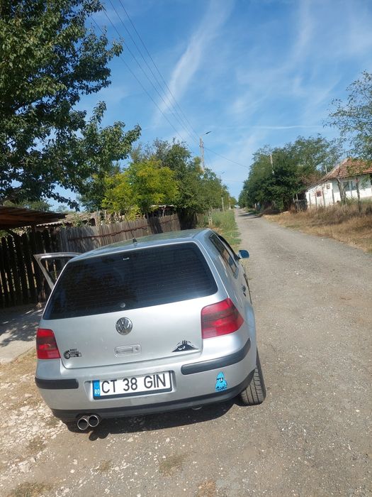 Vând /schimb  golf 4