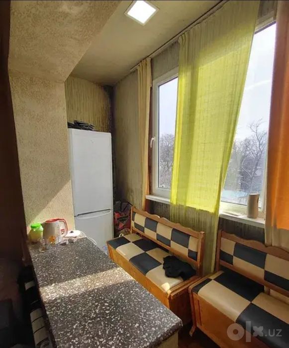 Продаётся 1 комнатная на Дубовый.