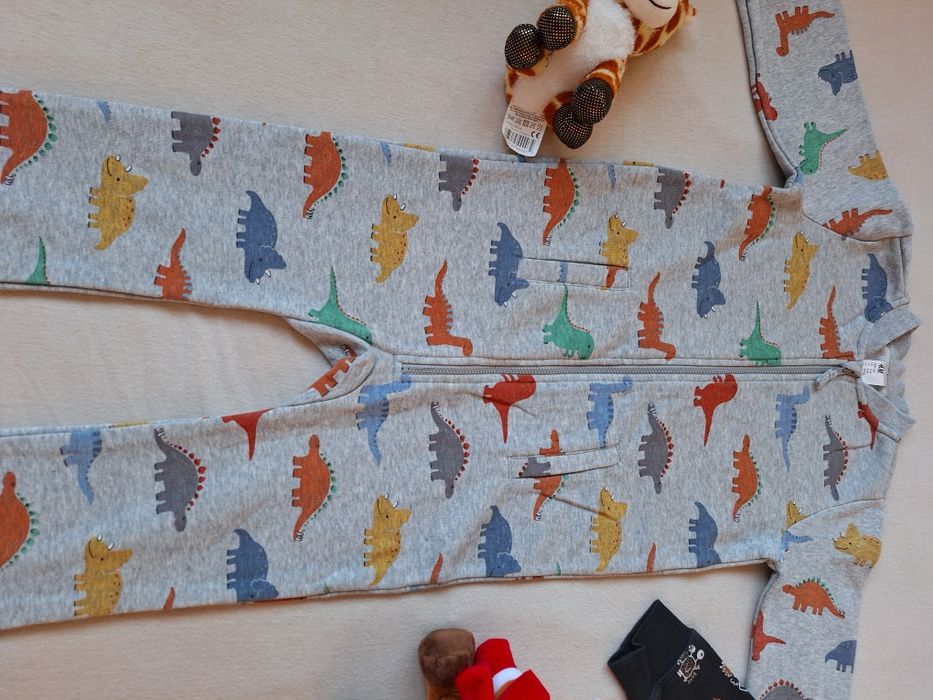 Нови детски дрешки размер 3-4 години