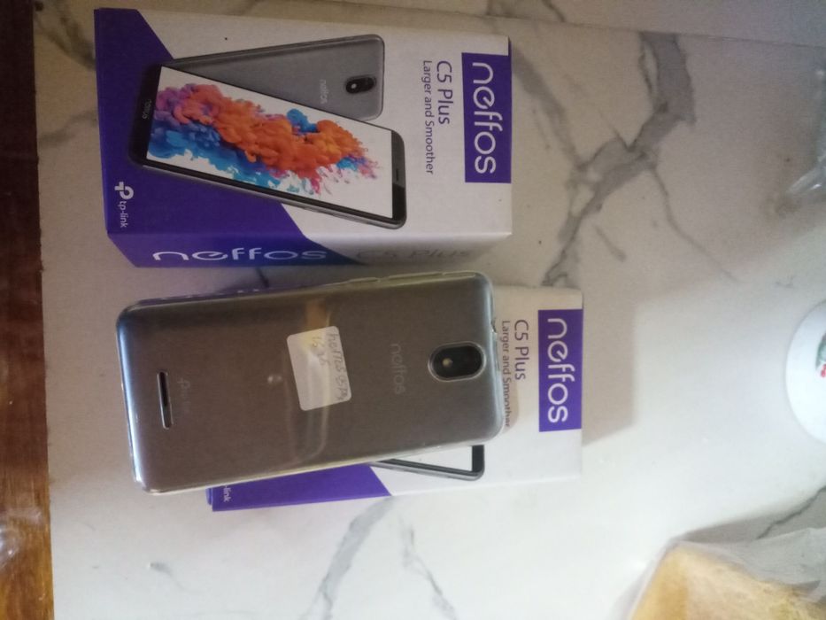 Телефон неффос с5  продам